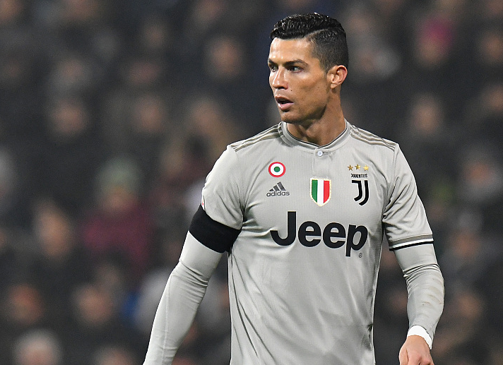 明了仅仅依 明了仅仅依