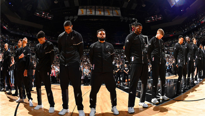 增加与利拉 增加与利拉